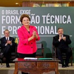 Dilma defende investimentos em mão de obra para sustentar o crescimento do país