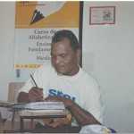Aluno do SESI na aula de alfabetização